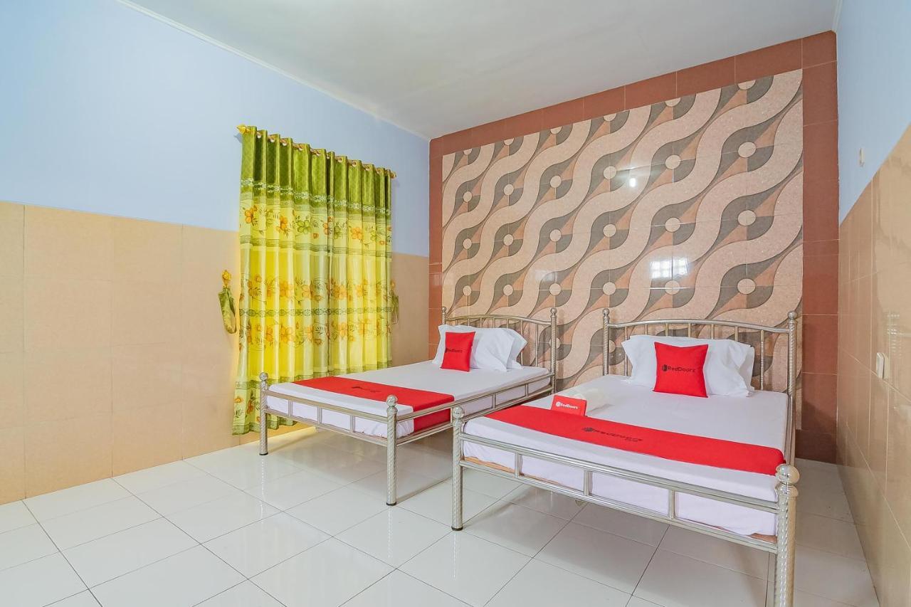Reddoorz Syariah @ Tambak Mekar Street Subang Hotel Djalantjagak Exterior photo