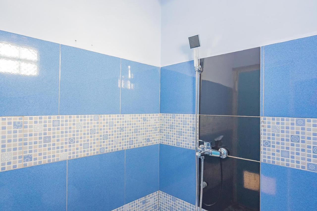 Reddoorz Syariah @ Tambak Mekar Street Subang Hotel Djalantjagak Exterior photo