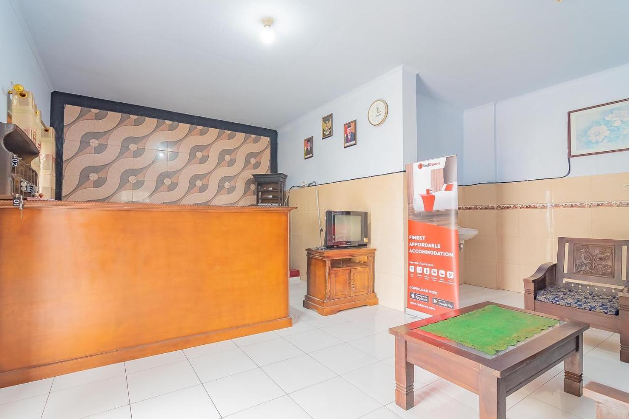 Reddoorz Syariah @ Tambak Mekar Street Subang Hotel Djalantjagak Exterior photo